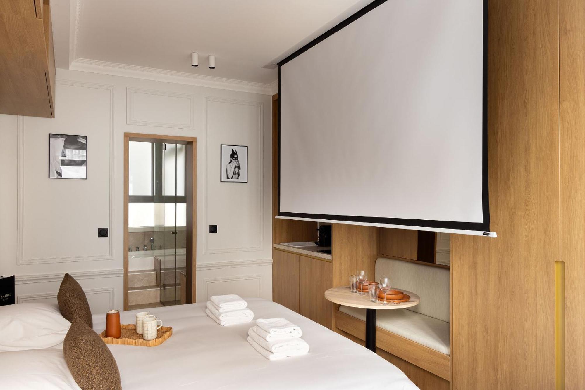 Avec Jacuzzi&cinema-gare Mont Parnasse Appartamento